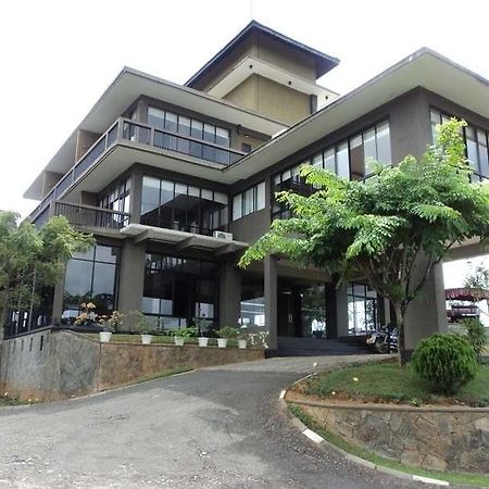 Bin Vino Hotel Doluwa Buitenkant foto