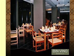 Bin Vino Hotel Doluwa Buitenkant foto